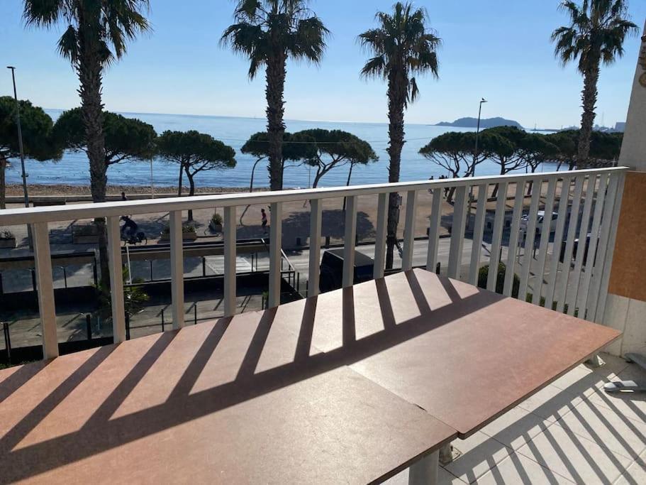T3 Sur La Plage Vue Feerique Mer,Wifi, Parking Inclus , Clim La Ciotat Exterior foto